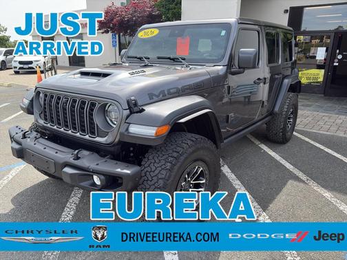 Granite Crystal Metallic Clearcoat 2026 Jeep Wrangler 4-Door Moab 392 4x4