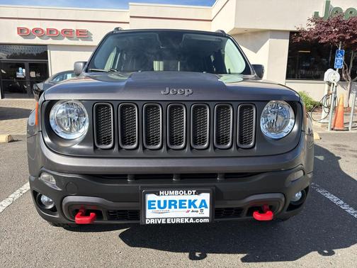 2017 Jeep Renegade Trailhawk