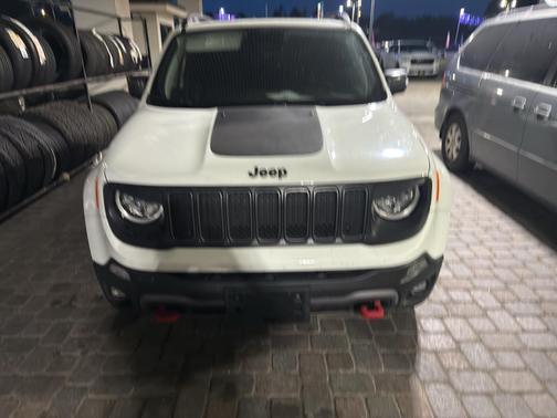 2019 Jeep Renegade Trailhawk