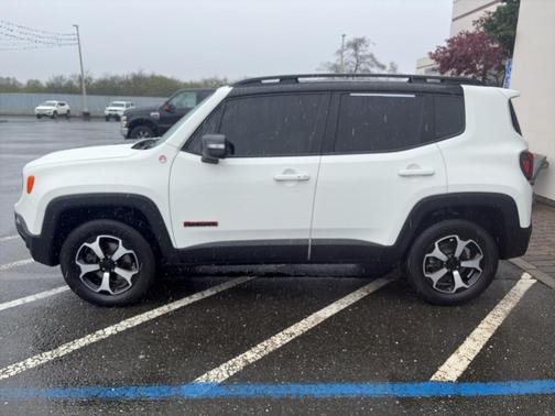 Alpine White Clearcoat 2019 Jeep Renegade Trailhawk
