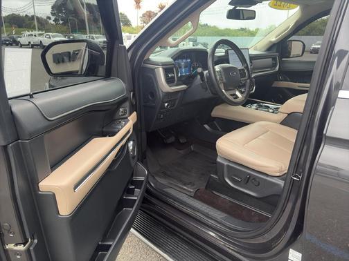 Dark Matter Metallic 2022 Ford Expedition XLT