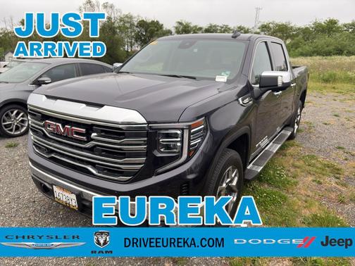 Titanium Rush Metallic 2023 GMC Sierra 1500 SLT