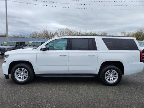 Summit White 2020 Chevrolet Suburban LT