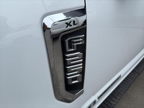 2022 Ford F-250 XL