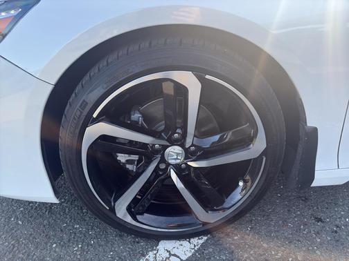 2022 Honda Accord Touring 2.0T