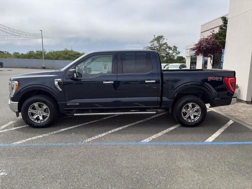 Antimatter Blue Metallic 2023 Ford F-150 XLT