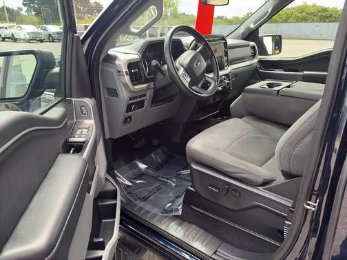 Antimatter Blue Metallic 2023 Ford F-150 XLT