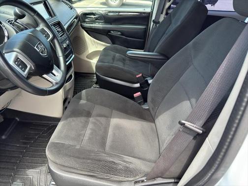 2016 Dodge Grand Caravan AVP/SE