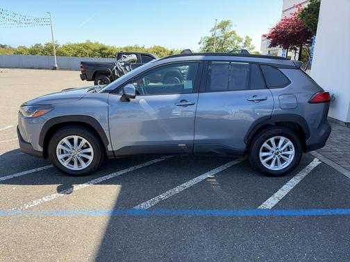 Celestite 2022 Toyota Corolla Cross LE