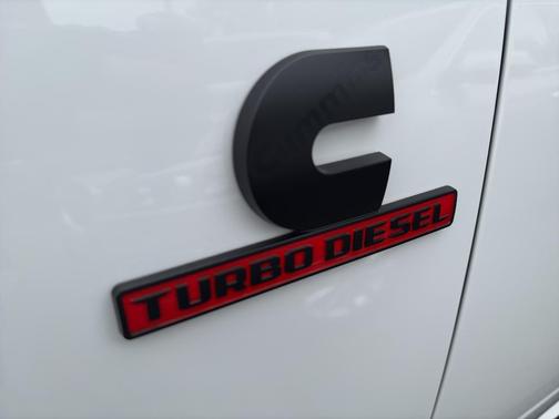 2025 RAM 2500 Tradesman Crew Cab 4x4 6'4' Box