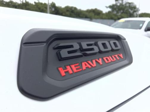 2025 RAM 2500 Tradesman Crew Cab 4x4 6'4' Box