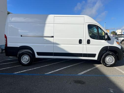 2026 RAM ProMaster 2500 Tradesman