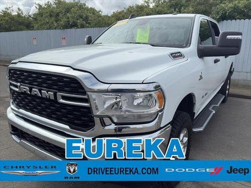 2023 RAM 2500 Big Horn Crew Cab 4x4 6'4' Box