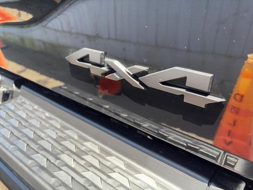 2025 RAM 2500 Laramie Crew Cab 4x4 6'4' Box