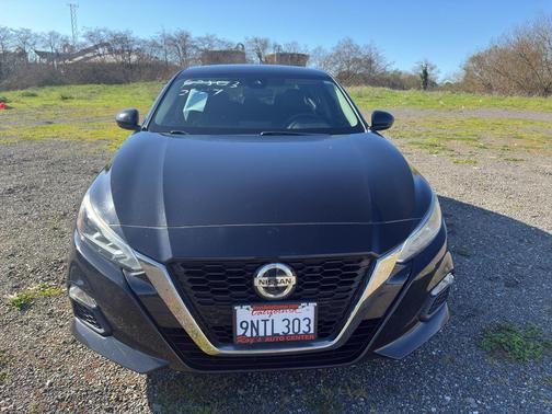 2020 Nissan Altima SR FWD