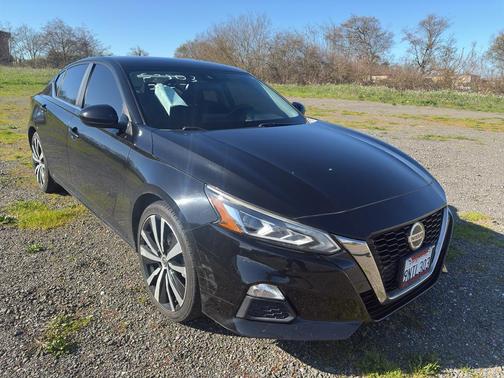 2020 Nissan Altima SR FWD