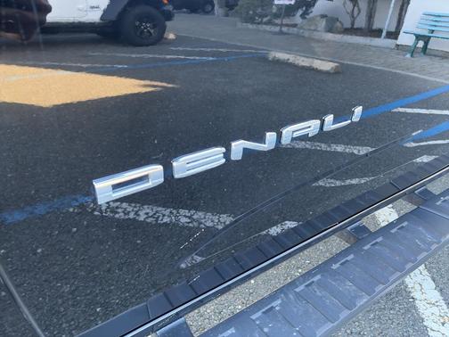 2022 GMC Canyon Denali