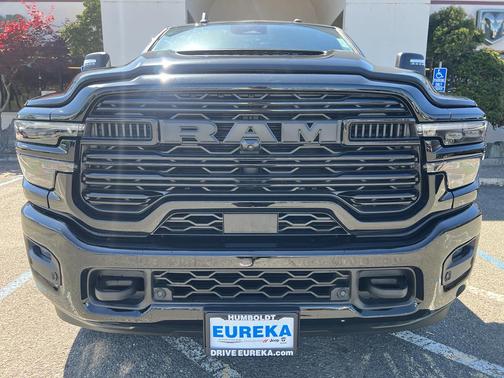 2025 RAM 2500 Laramie Crew Cab 4x4 6'4' Box