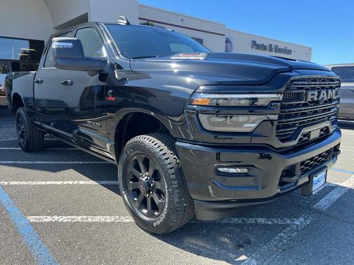 2025 RAM 2500 Laramie Crew Cab 4x4 6'4' Box