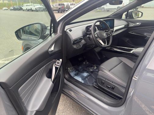 Deep Black Pearl 2023 Volkswagen ID.4 AWD Pro S