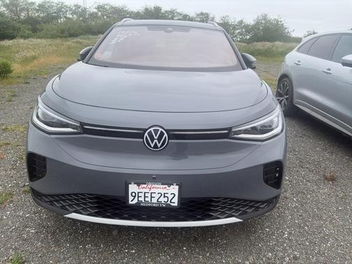 Deep Black Pearl 2023 Volkswagen ID.4 AWD Pro S