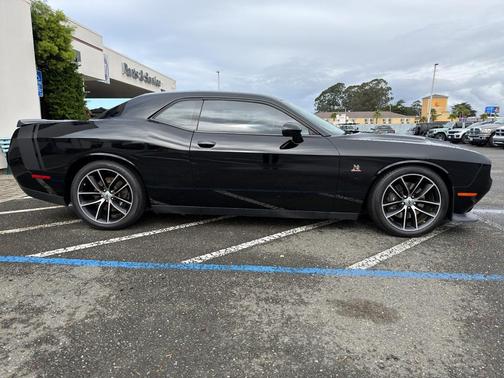 2017 Dodge Challenger R/T Scat Pack