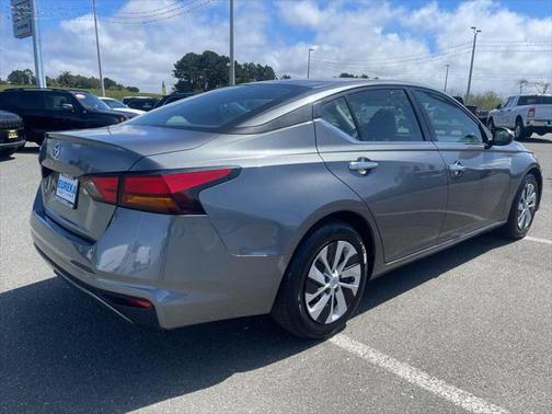 Gun Metallic 2022 Nissan Altima S FWD