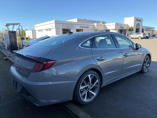 2022 Hyundai SONATA SEL Plus