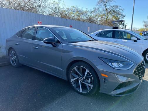 2022 Hyundai SONATA SEL Plus