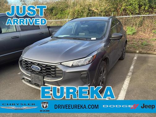 Carbonized Gray Metallic 2024 Ford Escape ST-Line