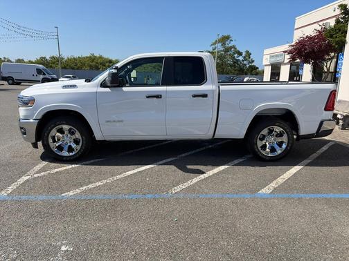 Bright White Clearcoat 2026 RAM 1500 Big Horn/Lone Star