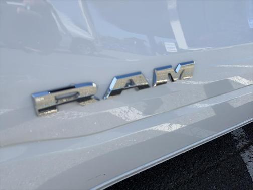 Bright White Clearcoat 2026 RAM 1500 Big Horn/Lone Star