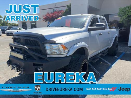 Bright Silver Metallic Clearcoat 2016 RAM 2500 Tradesman