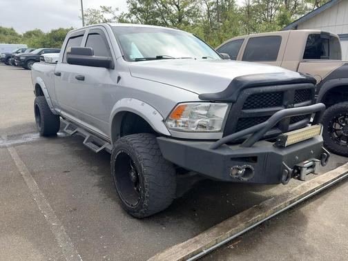 Bright Silver Metallic Clearcoat 2016 RAM 2500 Tradesman