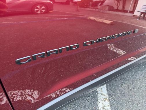 Velvet Red Pearlcoat 2026 Jeep Grand Cherokee L Altitude