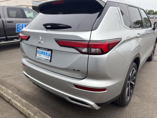 2023 Mitsubishi Outlander SE Special Edition 2WD
