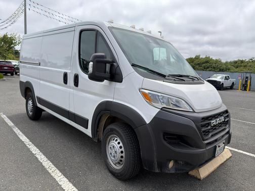 Bright White Clearcoat 2025 RAM ProMaster 2500 Tradesman