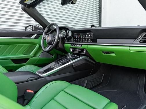 2022 Porsche 911 Turbo S