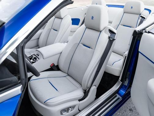 2018 Rolls-Royce Dawn 