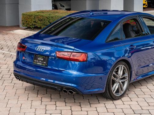 2016 Audi S6 Premium Plus