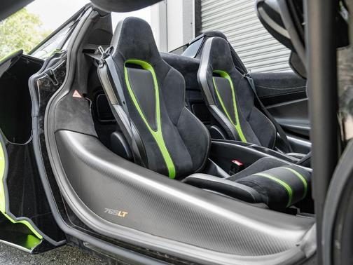 2022 McLaren 765LT