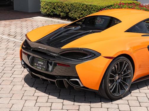 2016 McLaren 570S