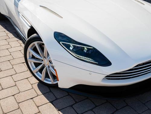 2019 Aston Martin DB11 Volante