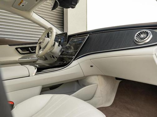 Graphite Gray Metallic 2023 Mercedes-Benz EQE 500 Base 4MATIC