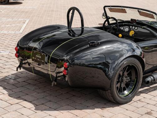 1965 AC Shelby Cobra