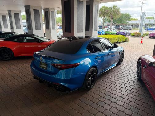 2023 Alfa Romeo Giulia Quadrifoglio