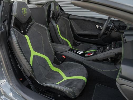 2016 Lamborghini Huracan LP 610-4 Spyder