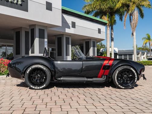 1965 AC Shelby Cobra 