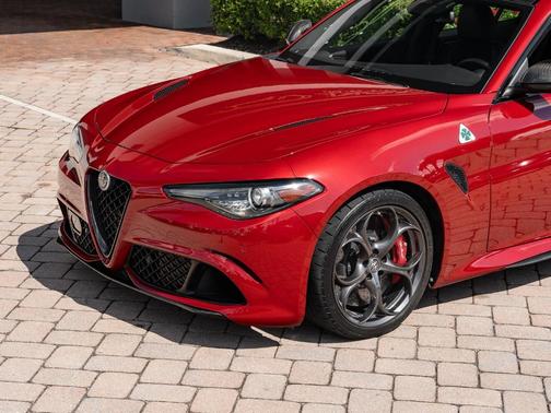 2020 Alfa Romeo Giulia Quadrifoglio