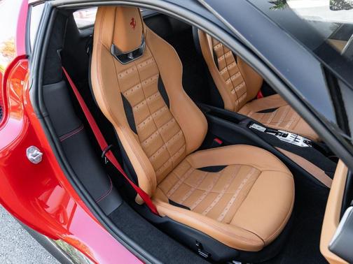 2023 Ferrari 296 GTB Base